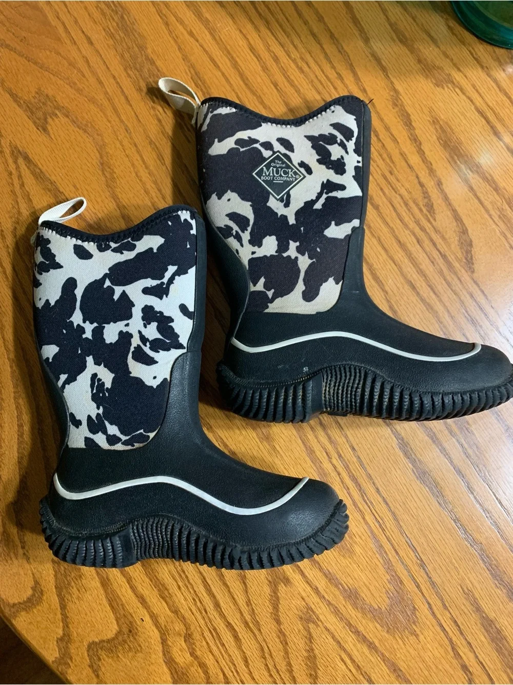 Youth sized Muck Boot Co. boots in size 11.